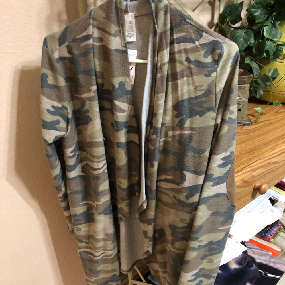 Camo duster  new w/tags cotton Medium